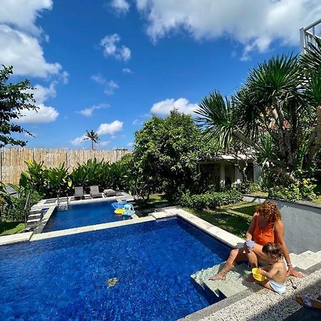 Private Suite In A Kids Friendly Big Shared Villa In Canggu Zewnętrze zdjęcie