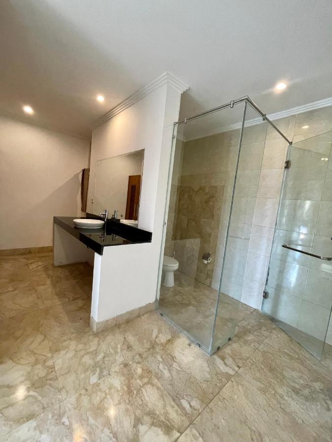 Private Suite In A Kids Friendly Big Shared Villa In Canggu Zewnętrze zdjęcie