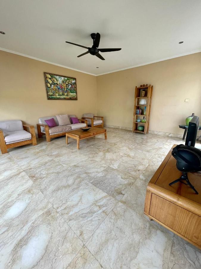 Private Suite In A Kids Friendly Big Shared Villa In Canggu Zewnętrze zdjęcie
