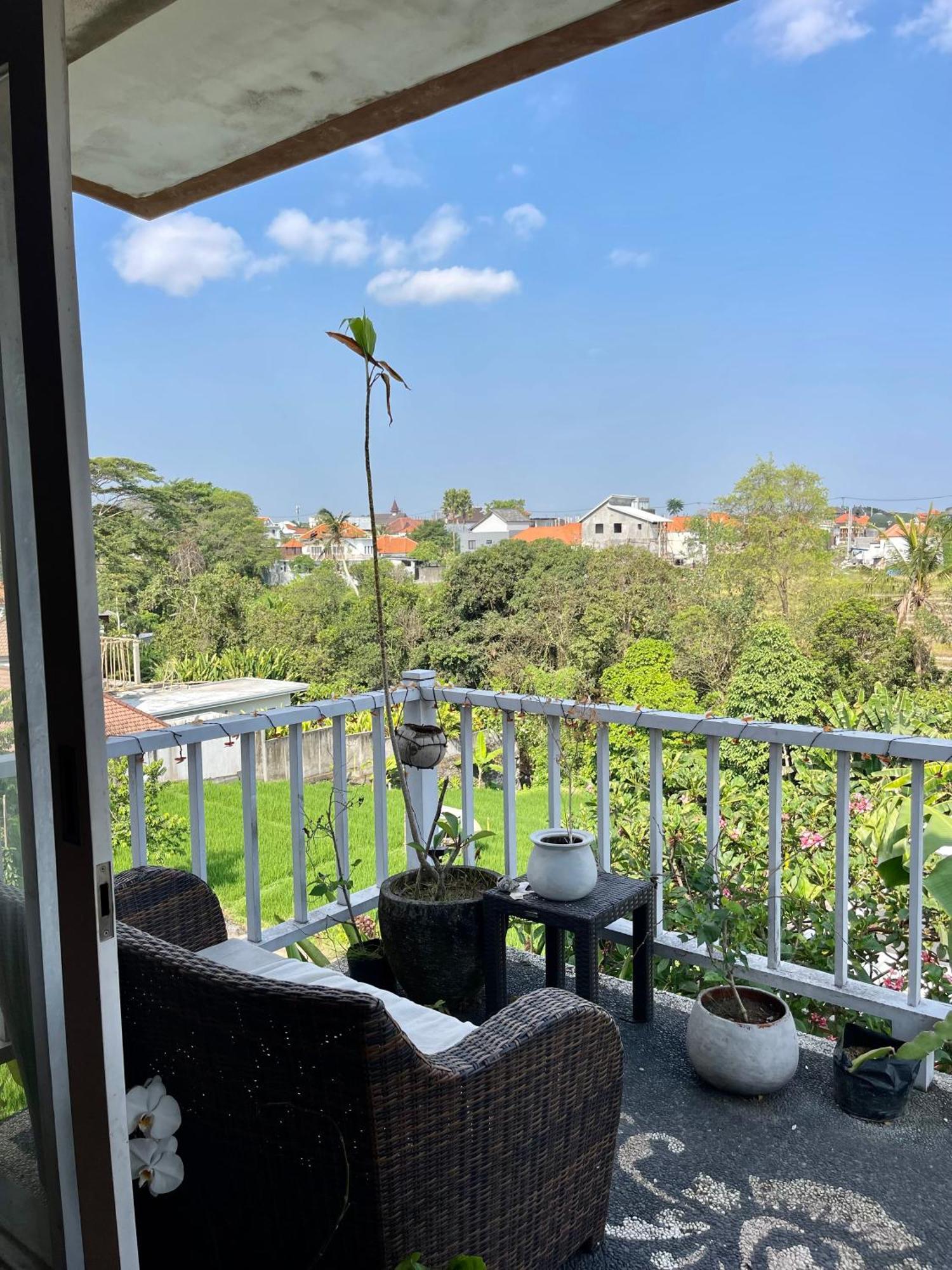 Private Suite In A Kids Friendly Big Shared Villa In Canggu Zewnętrze zdjęcie